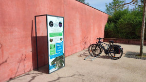 parking à vélo aux Jardins de Colette